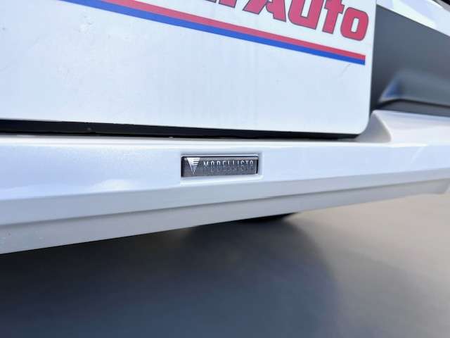UJ0048206882_69_002.jpg