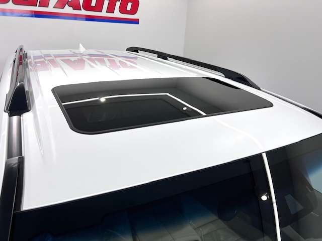 UJ0048206882_73_002.jpg