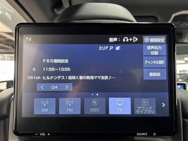 UZ0048449209_8_001.jpg