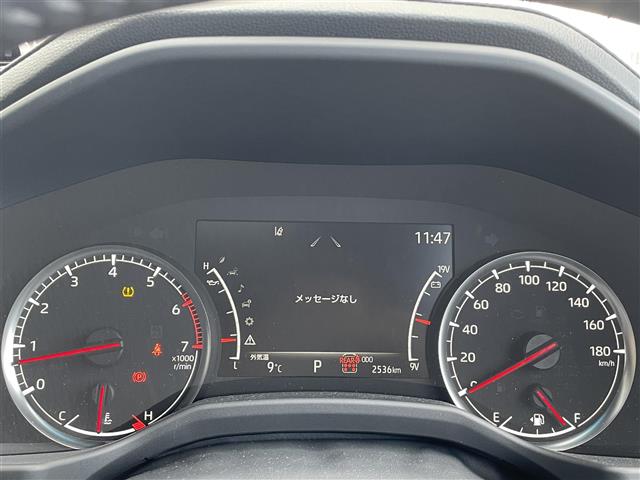 UZ0048337232_11_002.jpg