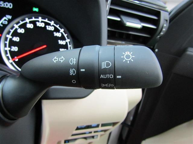 UJ0048417947_38_003.jpg
