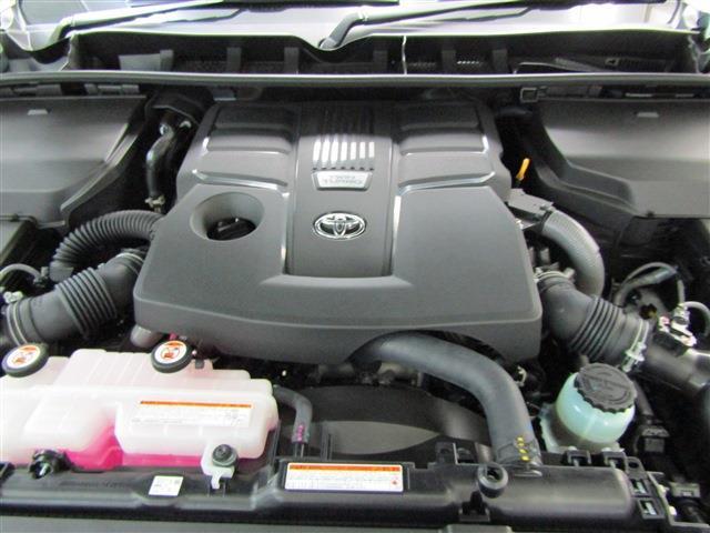 UJ0048417947_56_003.jpg