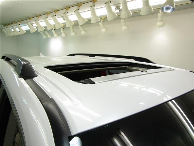 UJ0048417947_59_003.jpg