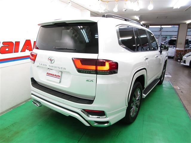 UJ0048417947_5_002.jpg