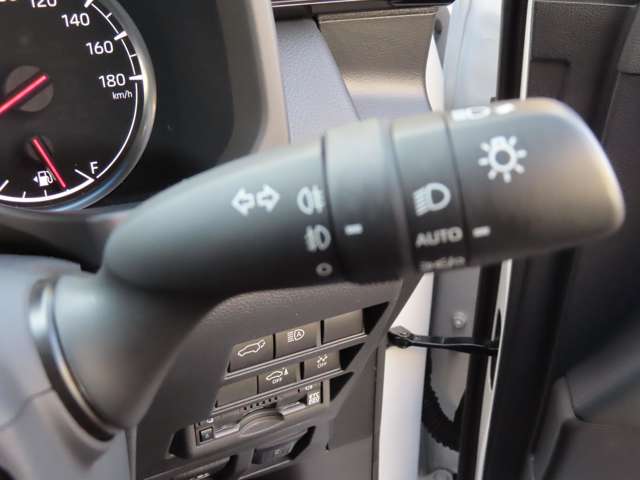 U00048005365_71_001.jpg