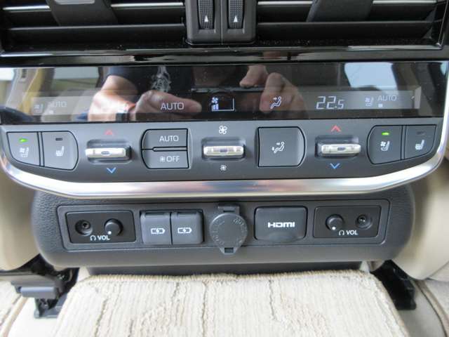 U00046607900_71_001.jpg