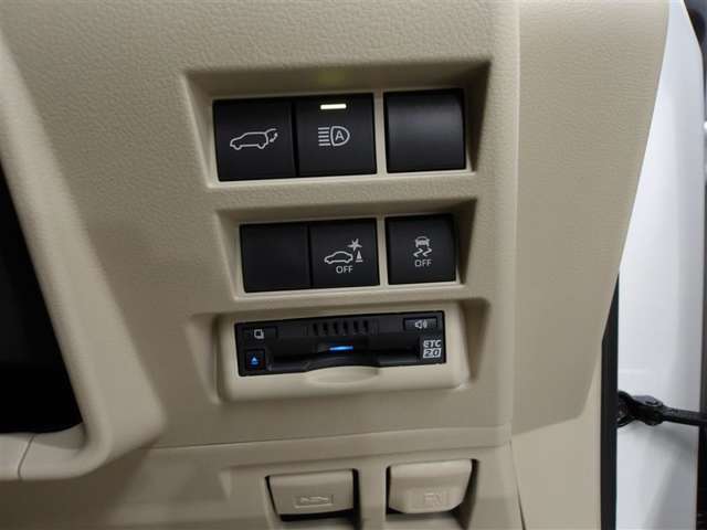U00048561477_8_001.jpg