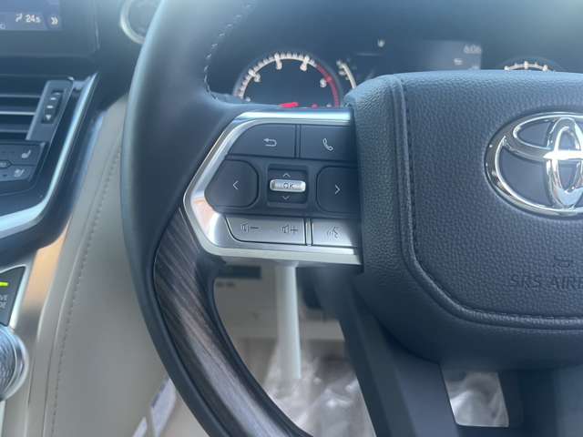 U00048318093_11_003.jpg