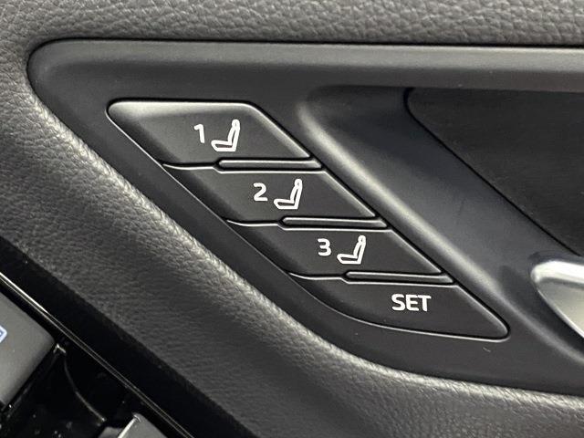 UJ0048170032_33_001.jpg