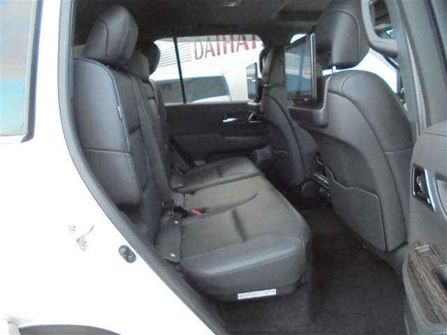 U00047917991_38_001.jpg