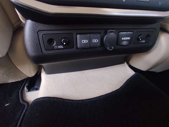 U00044208975_36_001.jpg