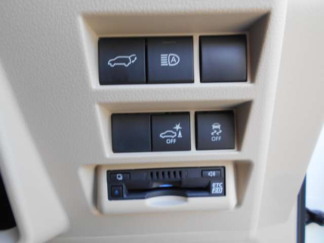 U00048090568_14_001.jpg