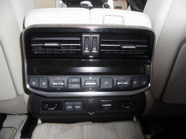 U00048527507_44_001.jpg