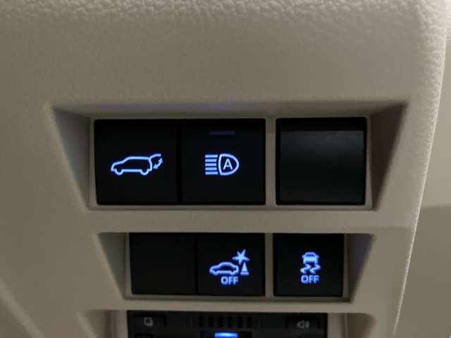 U00047257937_36_001.jpg