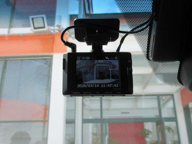 U00048311672_56_001.jpg