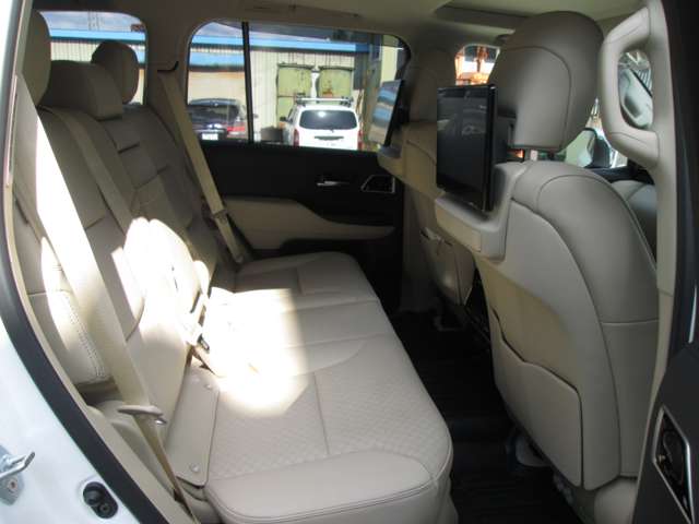 U00046760969_55_001.jpg