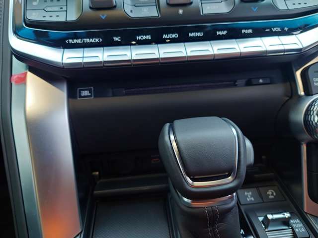 U00044312452_16_001.jpg