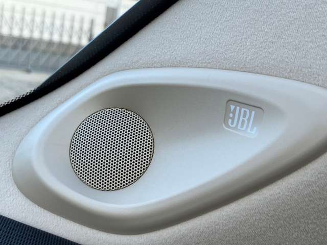 U00048348192_15_001.jpg