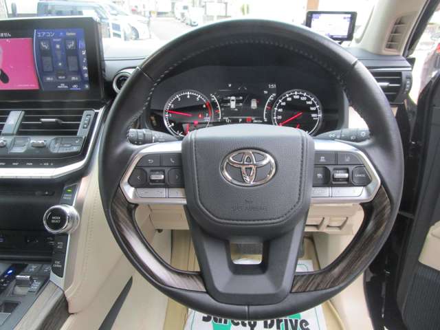 U00048287466_2_001.jpg
