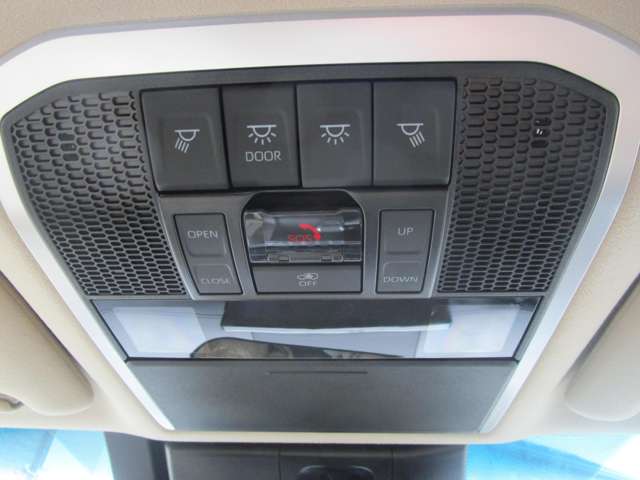 U00048287466_52_001.jpg