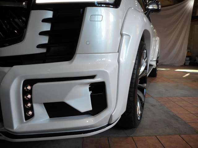 U00047357408_2_001.jpg