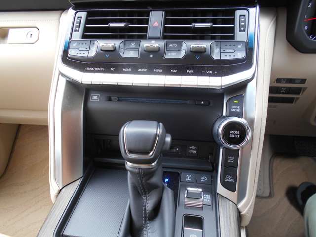 U00046724598_13_001.jpg