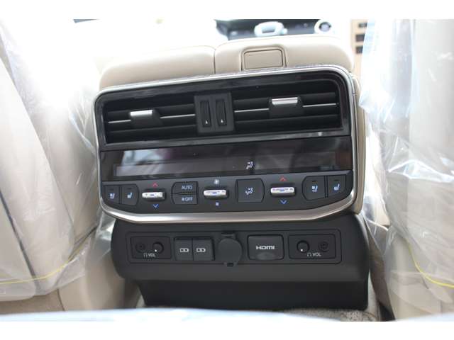 U00044877226_49_001.jpg