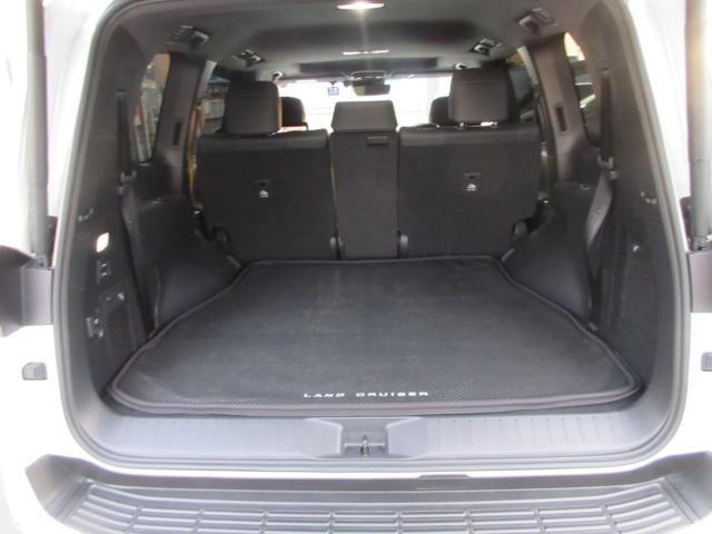 UZ0047677595_16_001.jpg