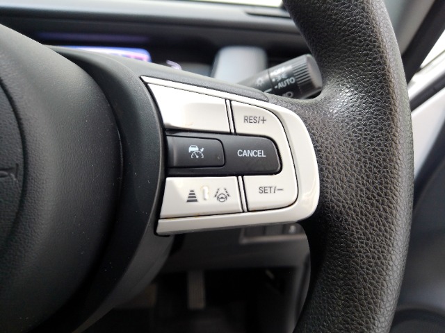 UZ0047496312_10_001.jpg