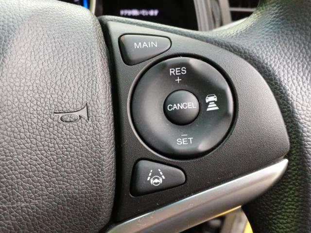 UZ0048238757_35_002.jpg