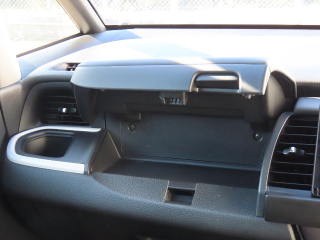 UZ0047735341_47_001.jpg