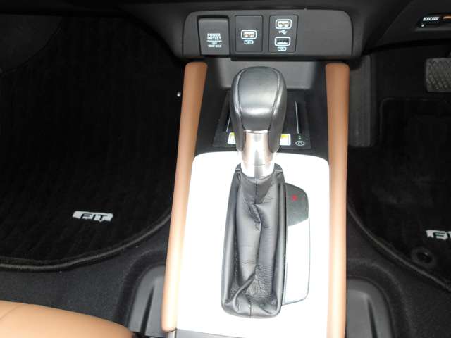 U00047074369_15_001.jpg