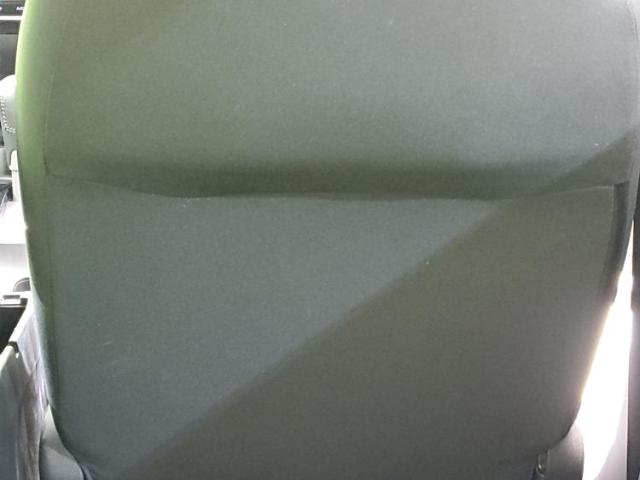 UZ0047683364_43_001.jpg