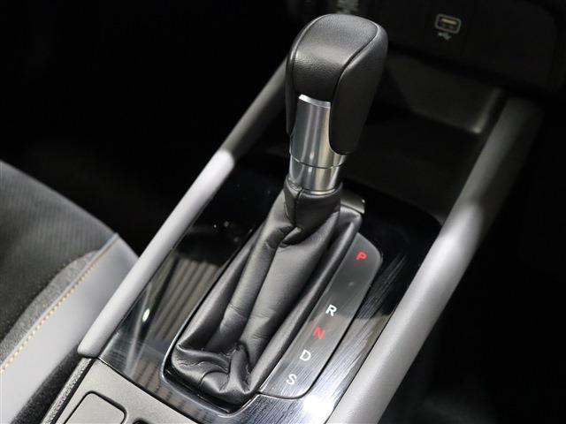UJ0048446719_61_001.jpg