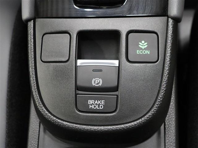 UJ0048446719_66_001.jpg