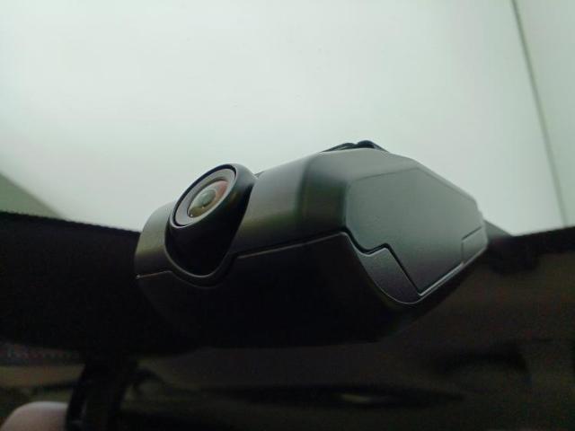 UZ0047821670_49_001.jpg