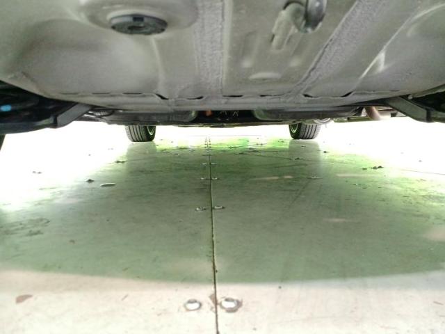 UZ0047821670_56_001.jpg
