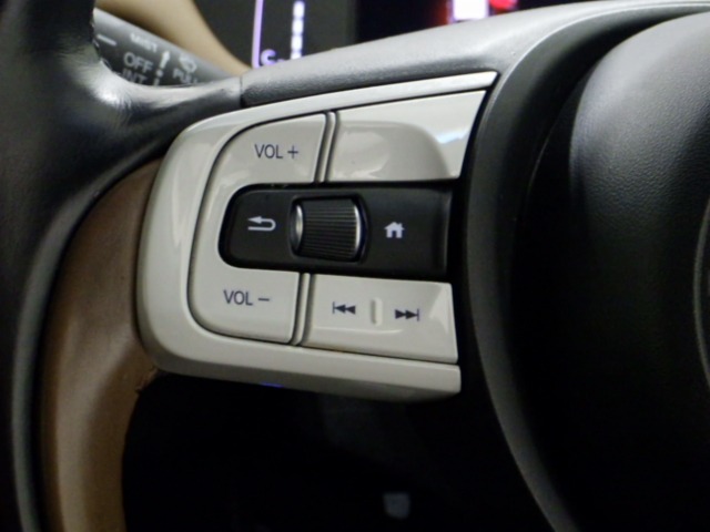 UZ0048415917_30_001.jpg