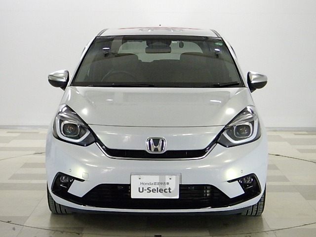 UZ0048415917_7_001.jpg