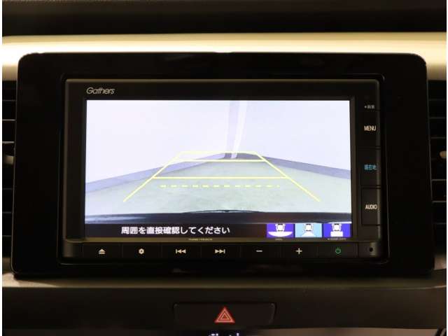 UZ0048417455_35_001.jpg