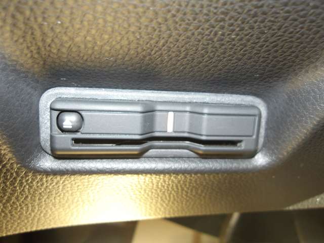 U00048285182_31_001.jpg
