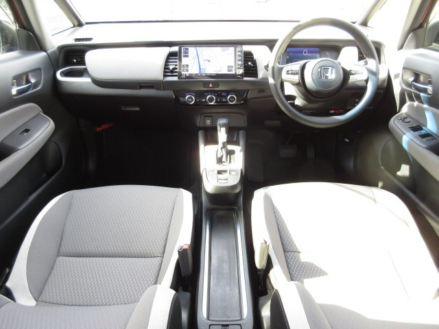 UZ0047632380_4_001.jpg