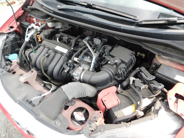 UZ0046433276_36_001.jpg