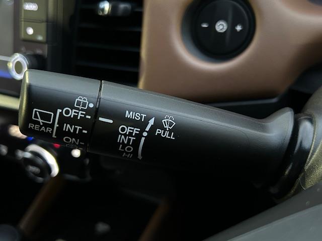 UZ0047733261_13_003.jpg