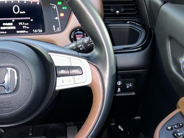 UZ0047733261_17_003.jpg