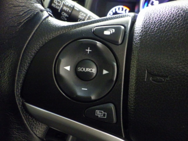 UZ0048171007_16_001.jpg
