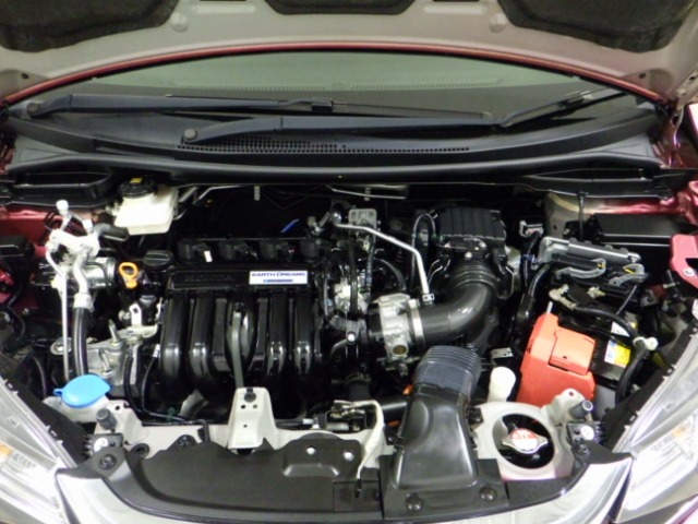 UZ0047759425_17_003.jpg