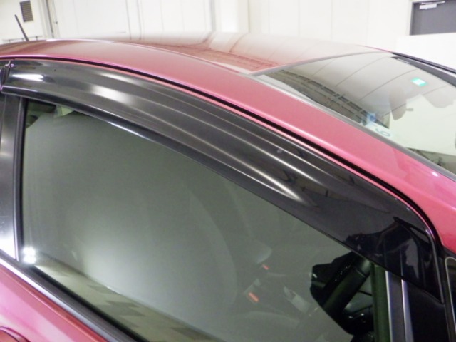 UZ0047759425_31_003.jpg