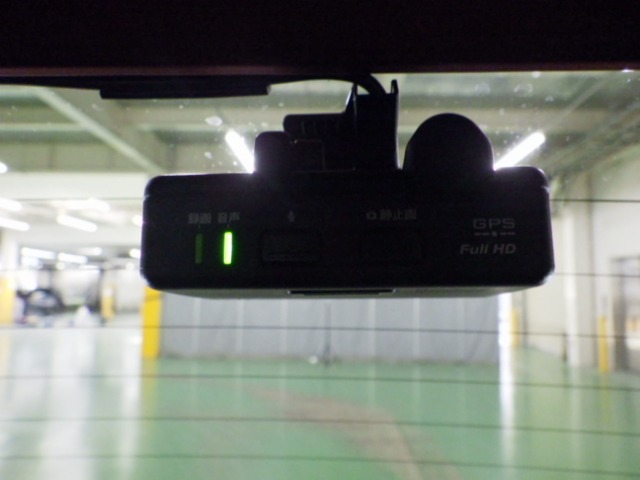 UZ0047759425_5_003.jpg