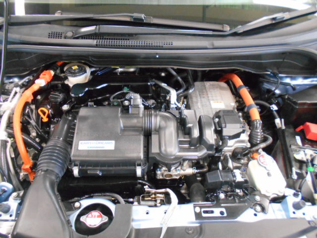 UZ0047911776_30_003.jpg